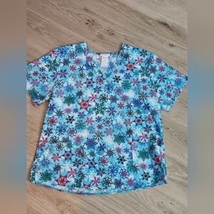 ****Sold****SB Scrubs Snowflake Pattern Top in Blue and Red